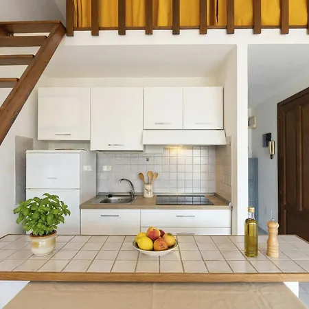 Gariboldi By Interhome * Palau
